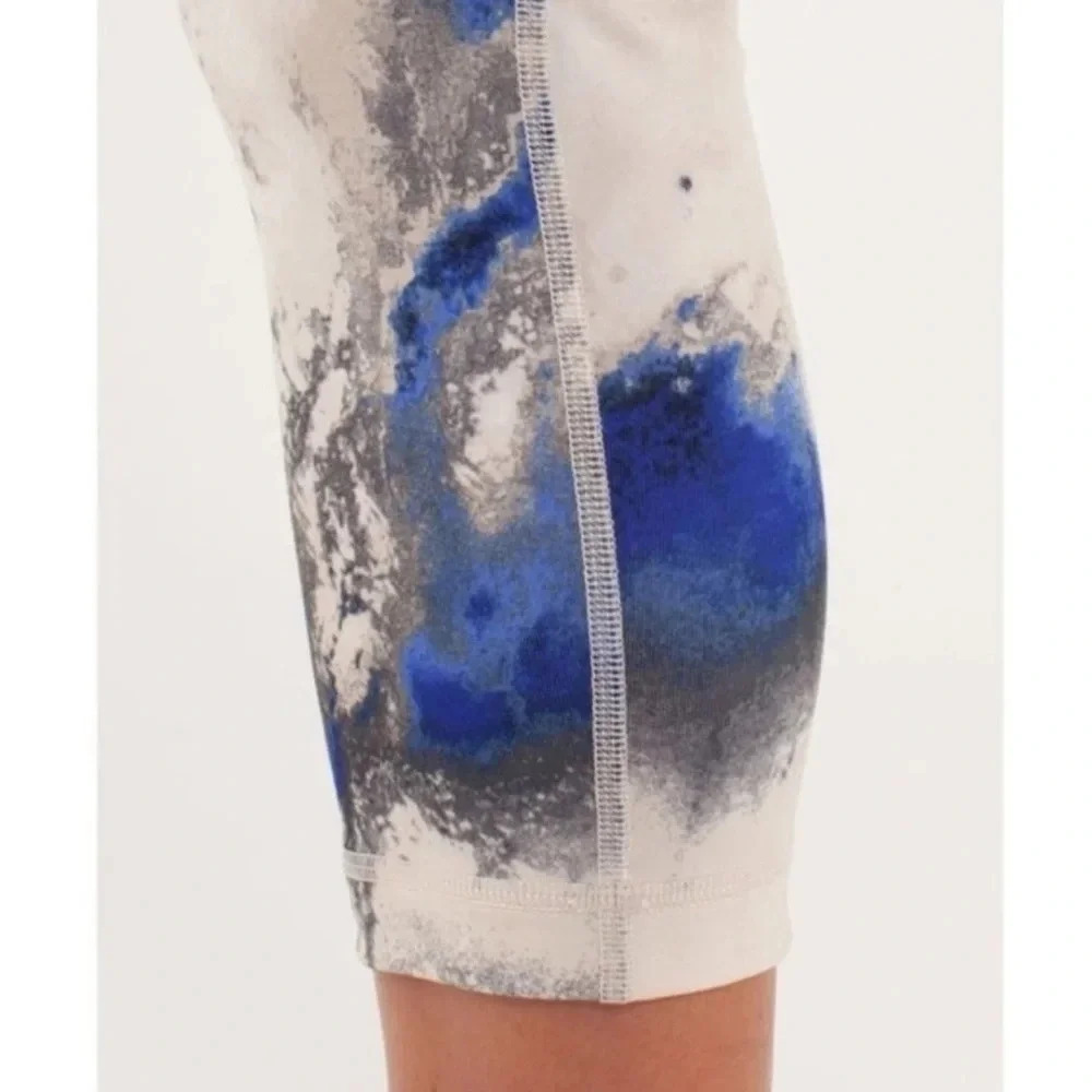 Lululemon Wunder Under Crop Leggings in Milky Way Multi - Picture 2 of 7